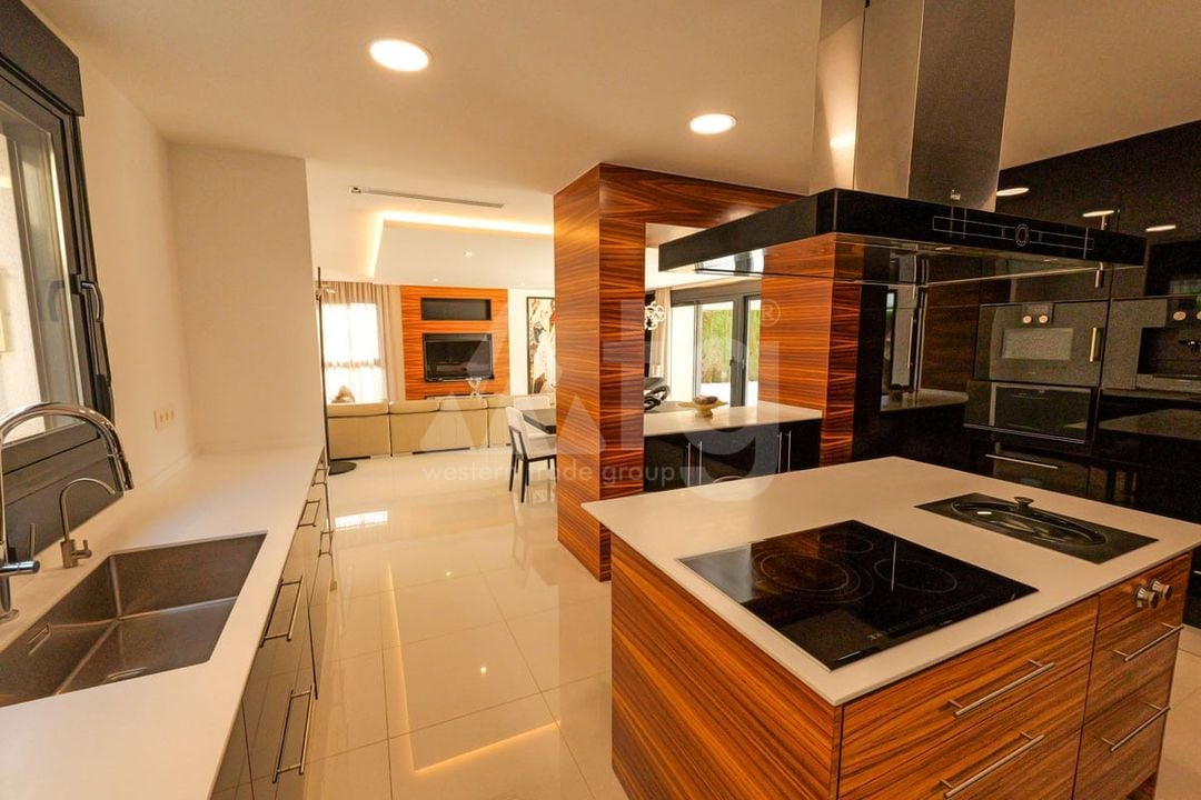 3 bedroom Villa in Torrevieja - ER135288 - Photo - 8