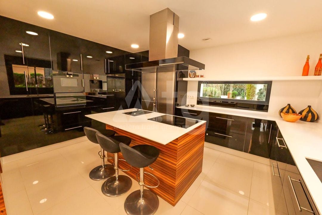 3 bedroom Villa in Torrevieja - ER135288 - Photo - 7