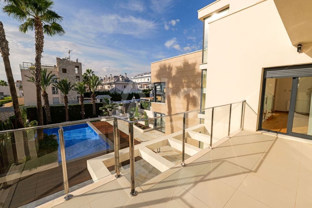 3 bedroom Villa in Torrevieja - ER135288 - Photo - 17