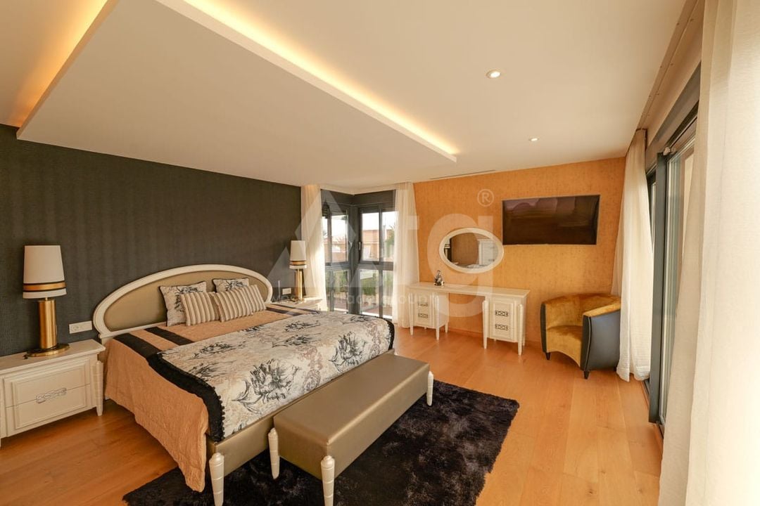 3 bedroom Villa in Torrevieja - ER135288 - Photo - 12