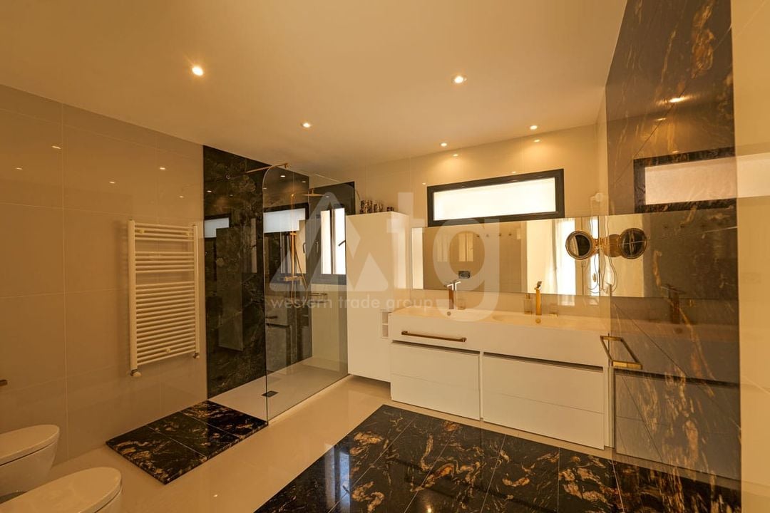 3 bedroom Villa in Torrevieja - ER135288 - Photo - 15