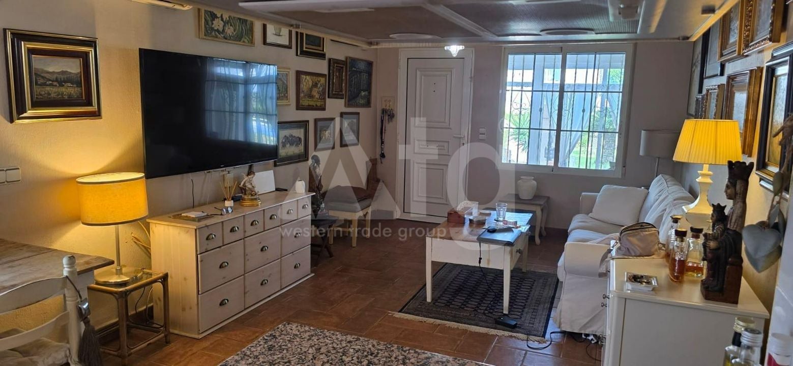 2 bedroom Bungalow in Orihuela Costa - VEC96303 - Photo - 4