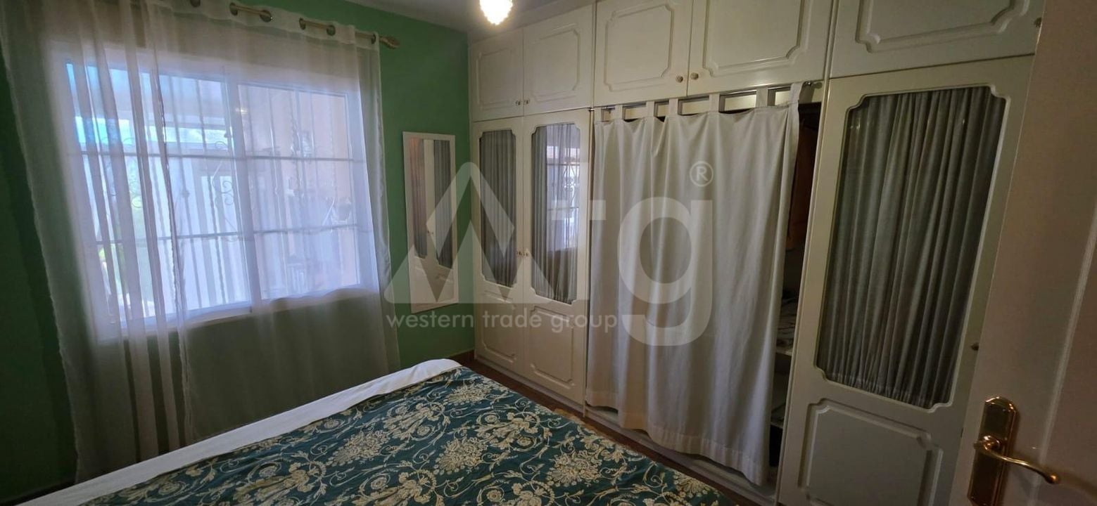 2 bedroom Bungalow in Orihuela Costa - VEC96303 - Photo - 11