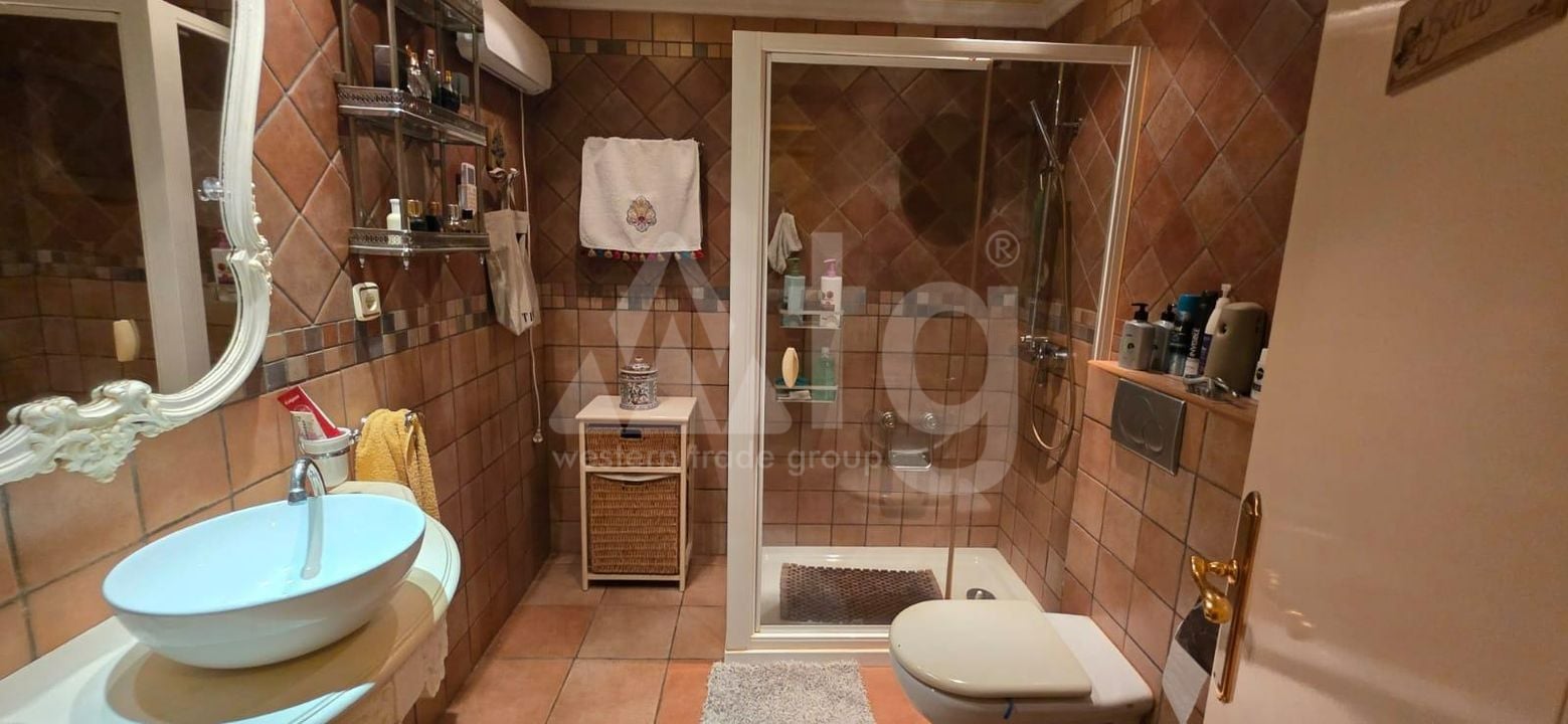2 bedroom Bungalow in Orihuela Costa - VEC96303 - Photo - 13