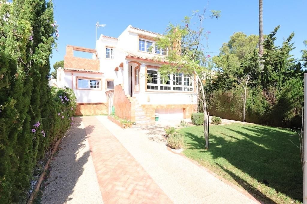 4 bedroom Villa in Orihuela Costa - CRR96376 - Photo - 2