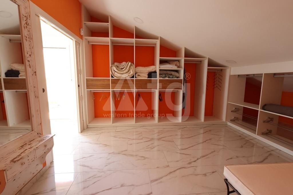 4 bedroom Villa in Orihuela Costa - CRR96376 - Photo - 23