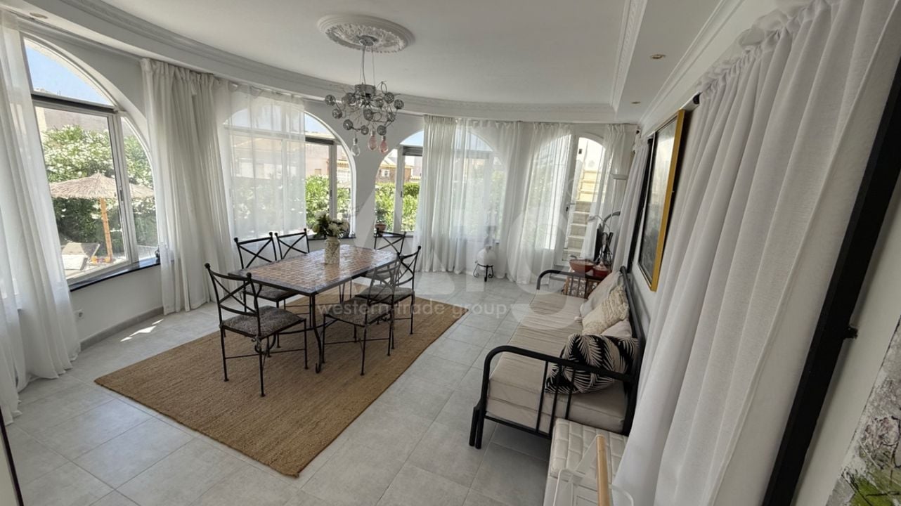 Villa de 3 chambres à Torrevieja - RCJ147366 - Photo - 3