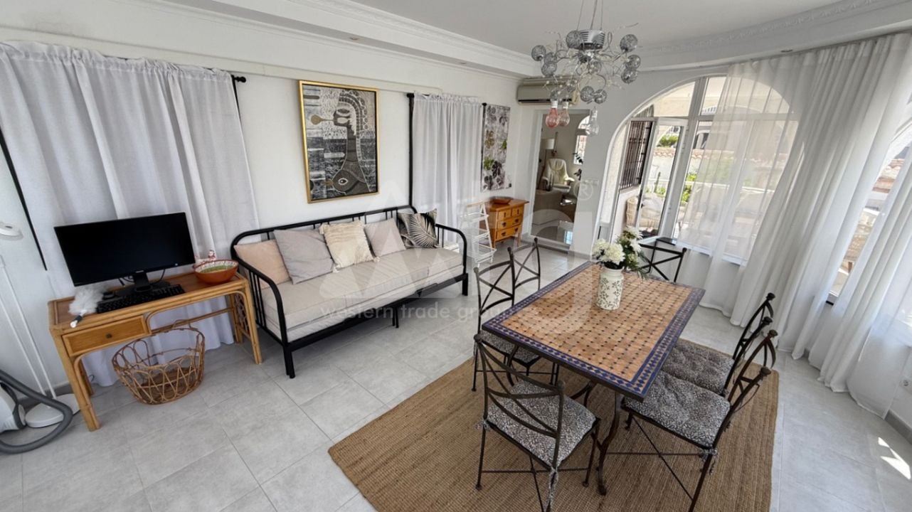 Villa de 3 chambres à Torrevieja - RCJ147366 - Photo - 2