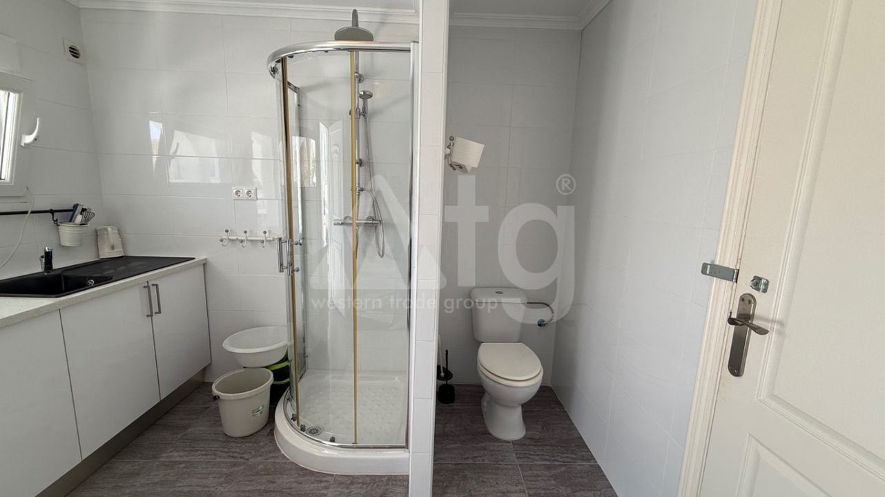 Villa de 3 chambres à Torrevieja - RCJ147366 - Photo - 20