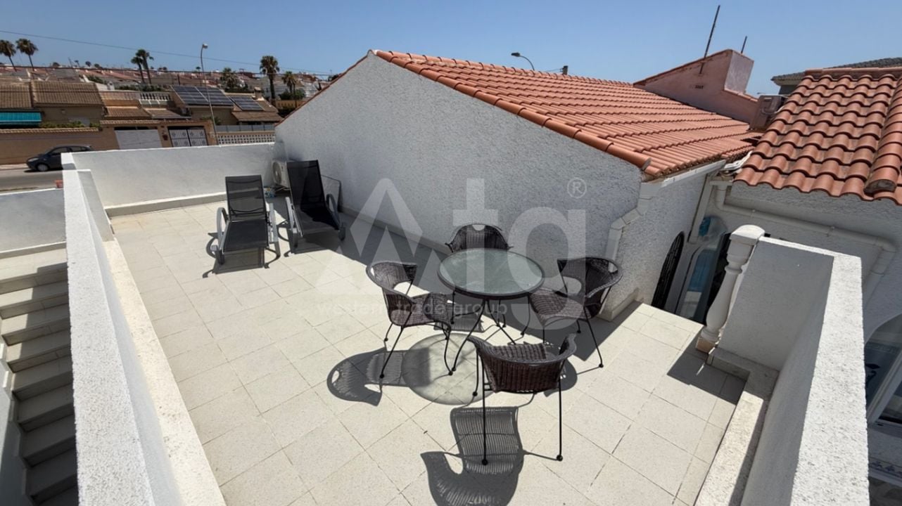 Villa de 3 chambres à Torrevieja - RCJ147366 - Photo - 23