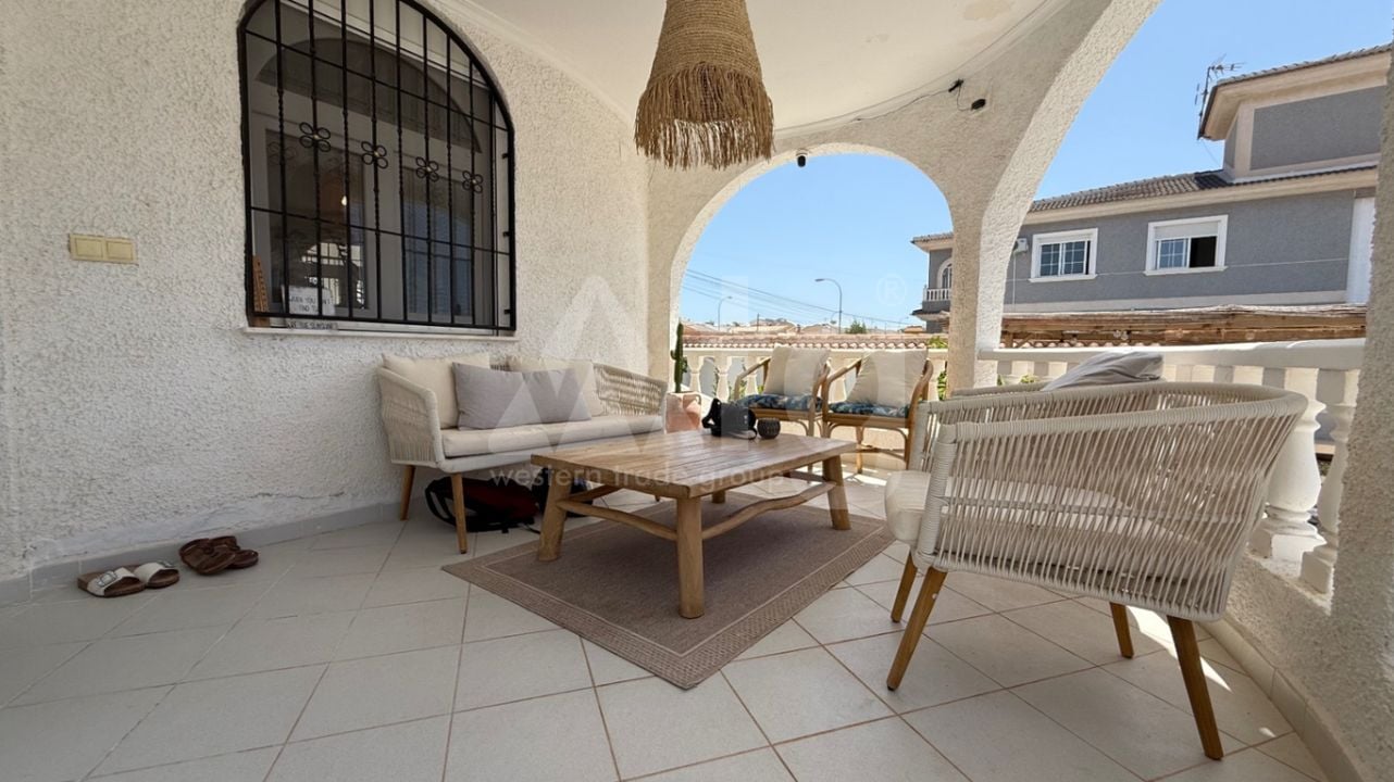 Villa de 3 chambres à Torrevieja - RCJ147366 - Photo - 25