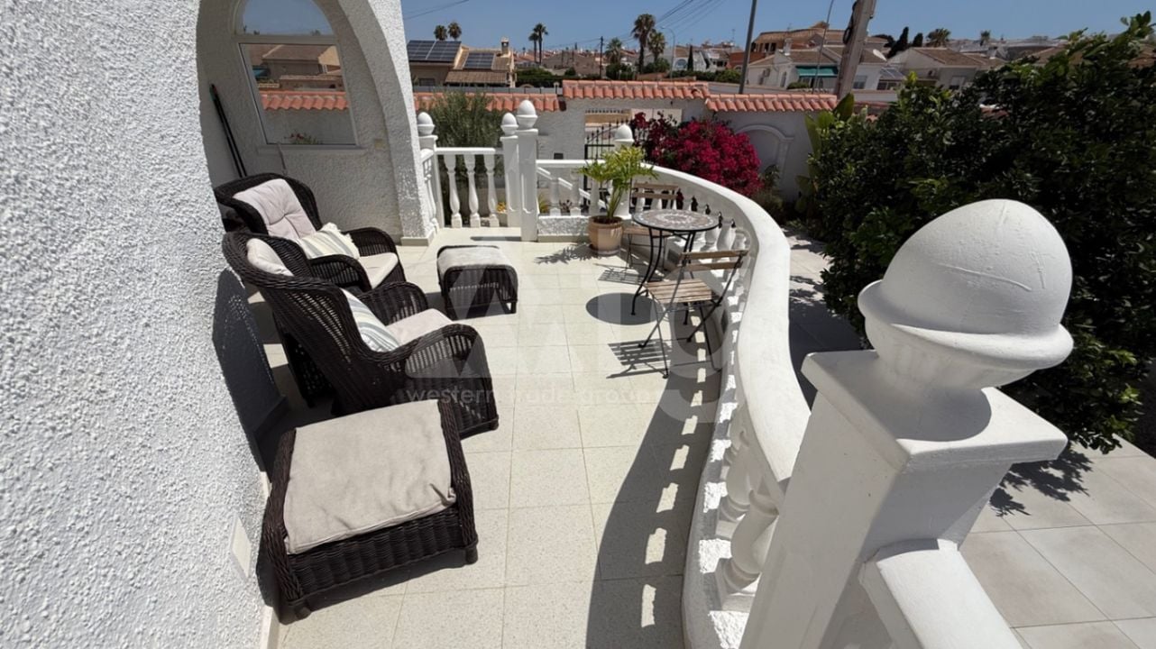 Villa de 3 chambres à Torrevieja - RCJ147366 - Photo - 22