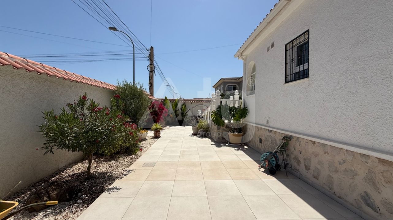 Villa de 3 chambres à Torrevieja - RCJ147366 - Photo - 37