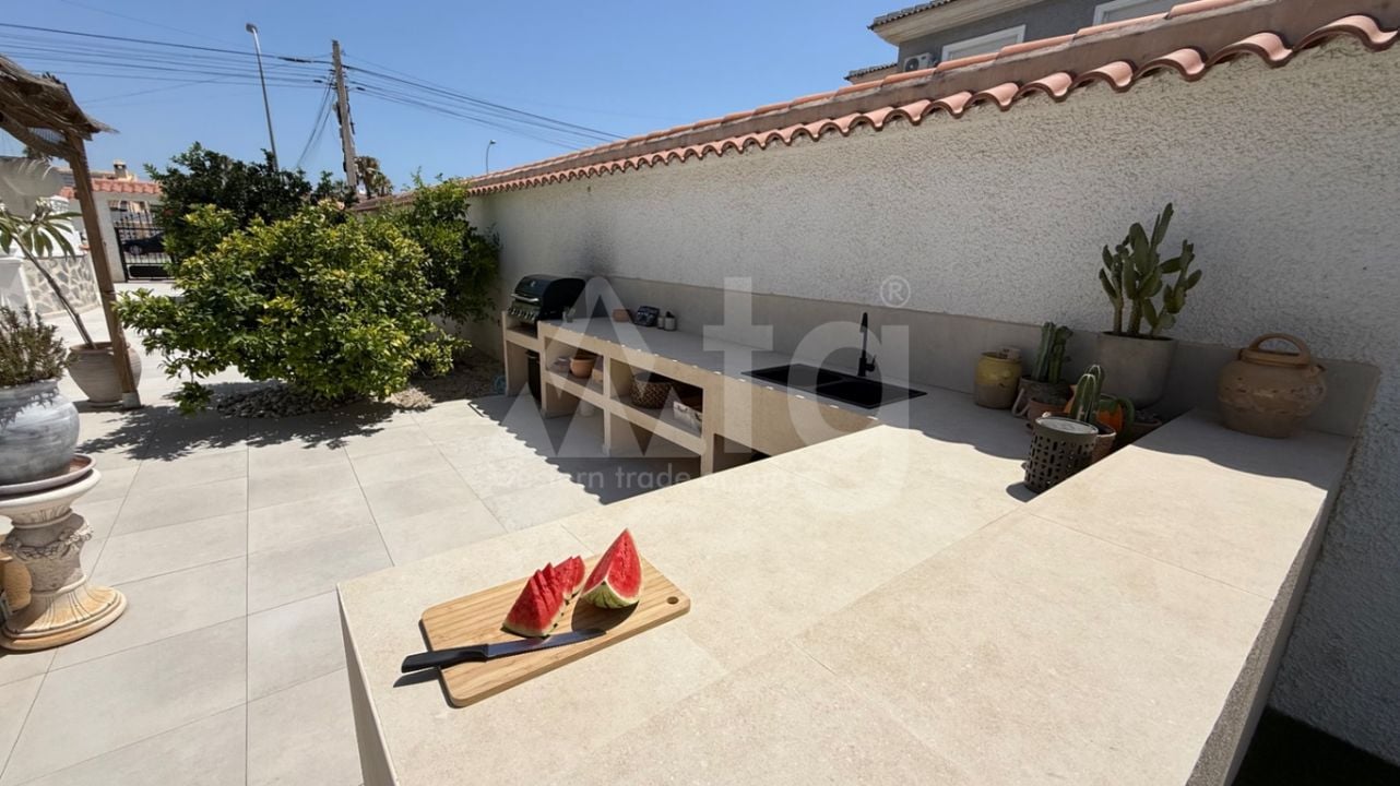 Villa de 3 chambres à Torrevieja - RCJ147366 - Photo - 36