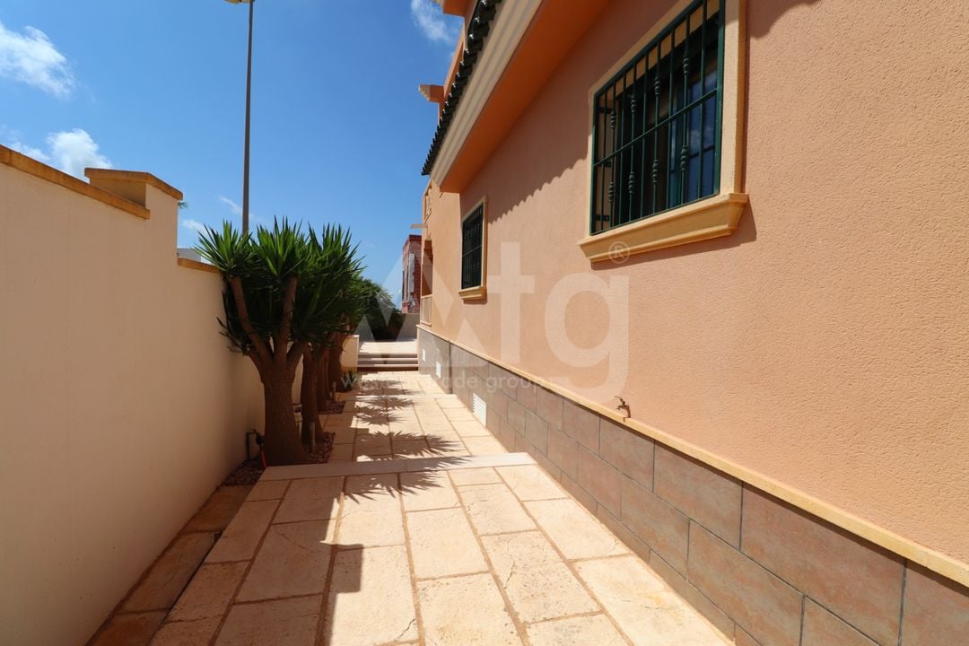 4 bedroom Villa in Ciudad Quesada - VRE96710 - Photo - 27