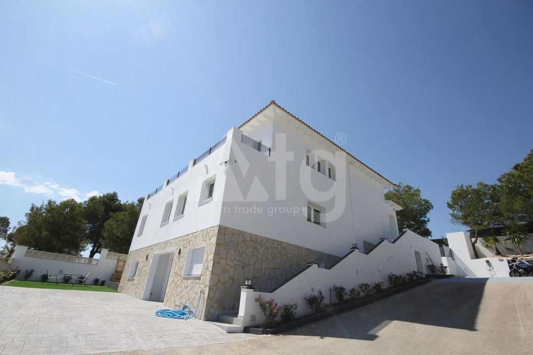 6 bedroom Villa in La Nucia - BNB96779 - Photo - 34