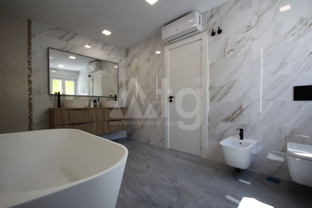 6 bedroom Villa in La Nucia - BNB96779 - Photo - 14