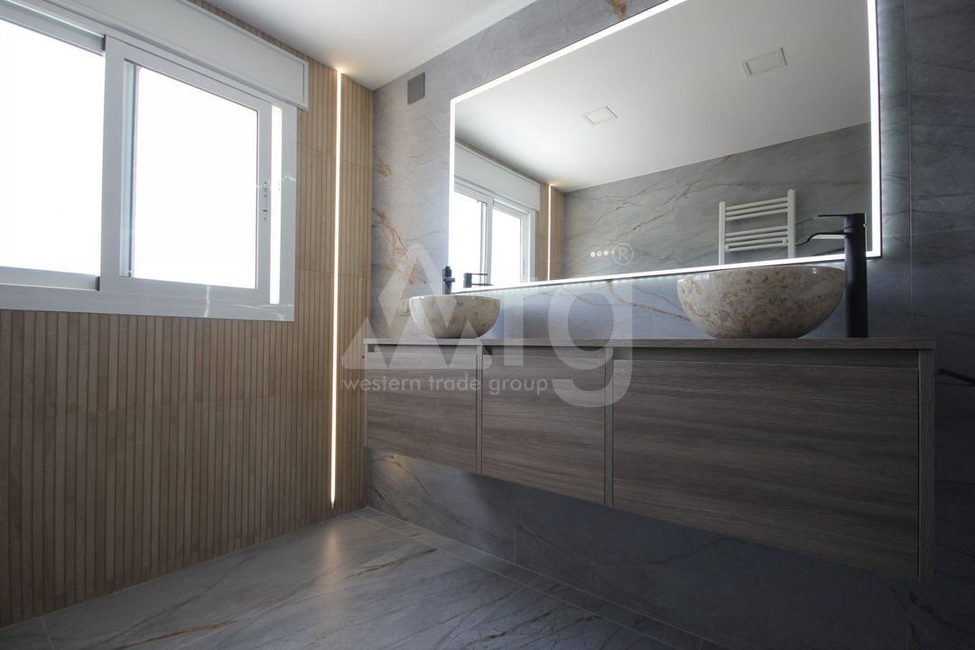 6 bedroom Villa in La Nucia - BNB96779 - Photo - 19