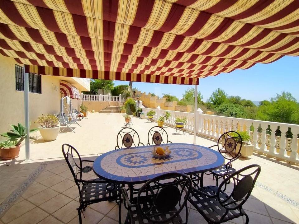 6 bedroom Villa in La Nucia - BNB96780 - Photo - 25
