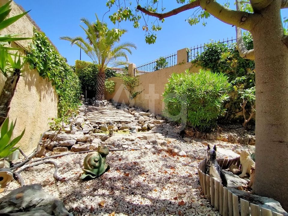 6 bedroom Villa in La Nucia - BNB96780 - Photo - 32