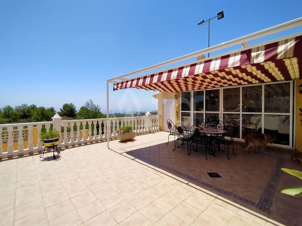 6 bedroom Villa in La Nucia - BNB96780 - Photo - 27