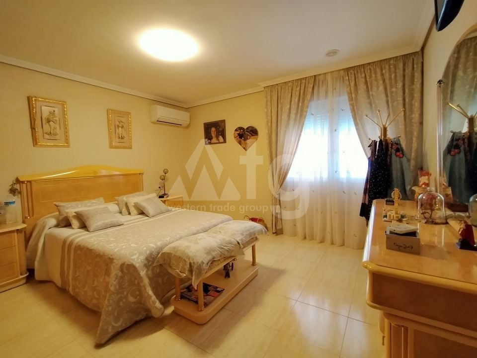 6 bedroom Villa in La Nucia - BNB96780 - Photo - 7