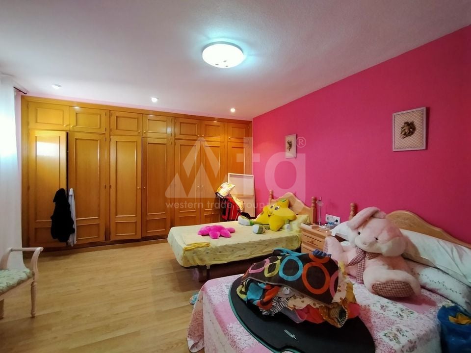 6 bedroom Villa in La Nucia - BNB96780 - Photo - 11