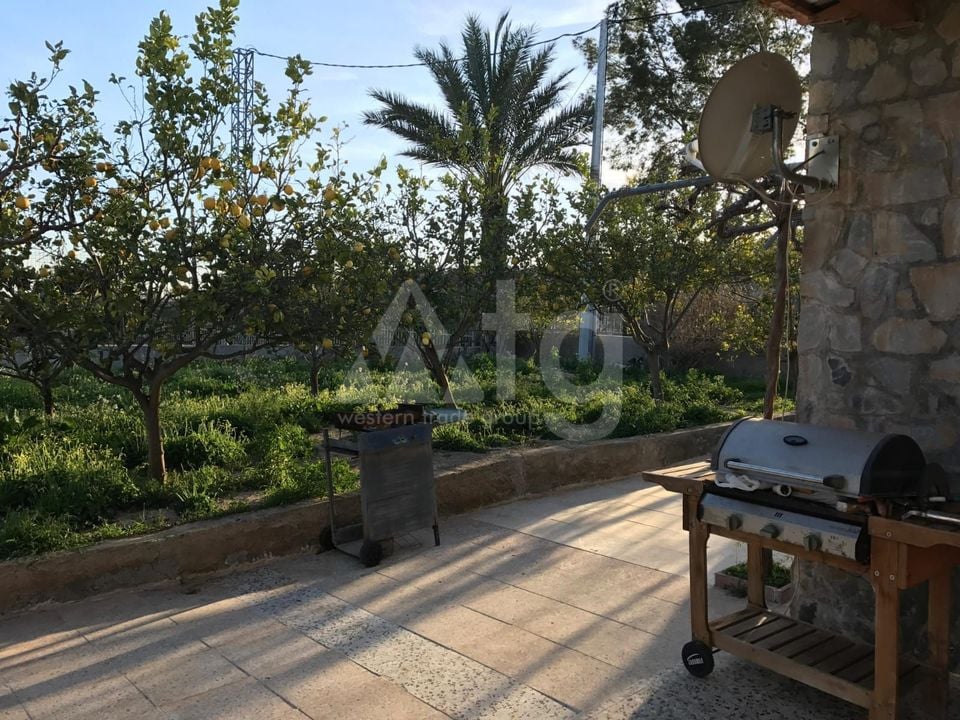 Vilă cu 3 dormitoare în La Nucia - BNB96831 - Imagini - 23