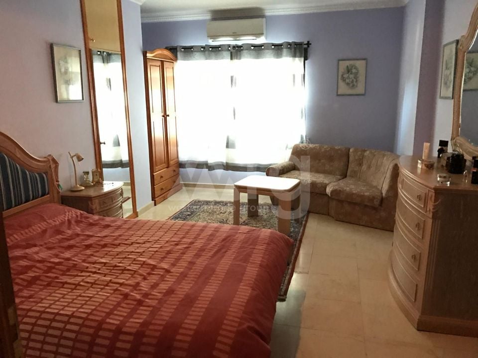 Vilă cu 3 dormitoare în La Nucia - BNB96831 - Imagini - 11