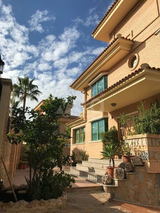 8 bedroom Villa in Benidorm - BNB96835 - Photo - 6