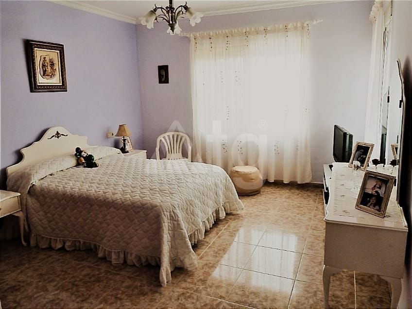 3 bedroom Villa in La Nucia - BNB96854 - Photo - 16