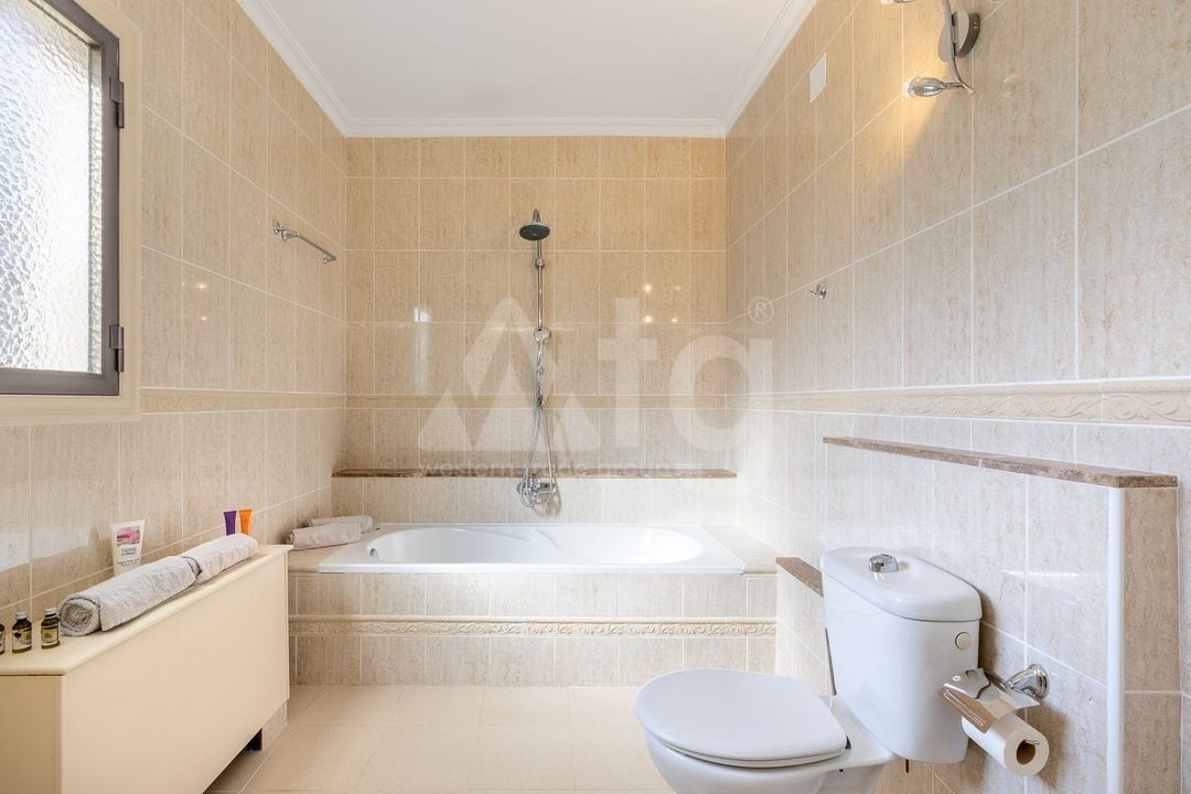 6 bedroom Villa in Alfaz del Pi - HMC97243 - Photo - 26