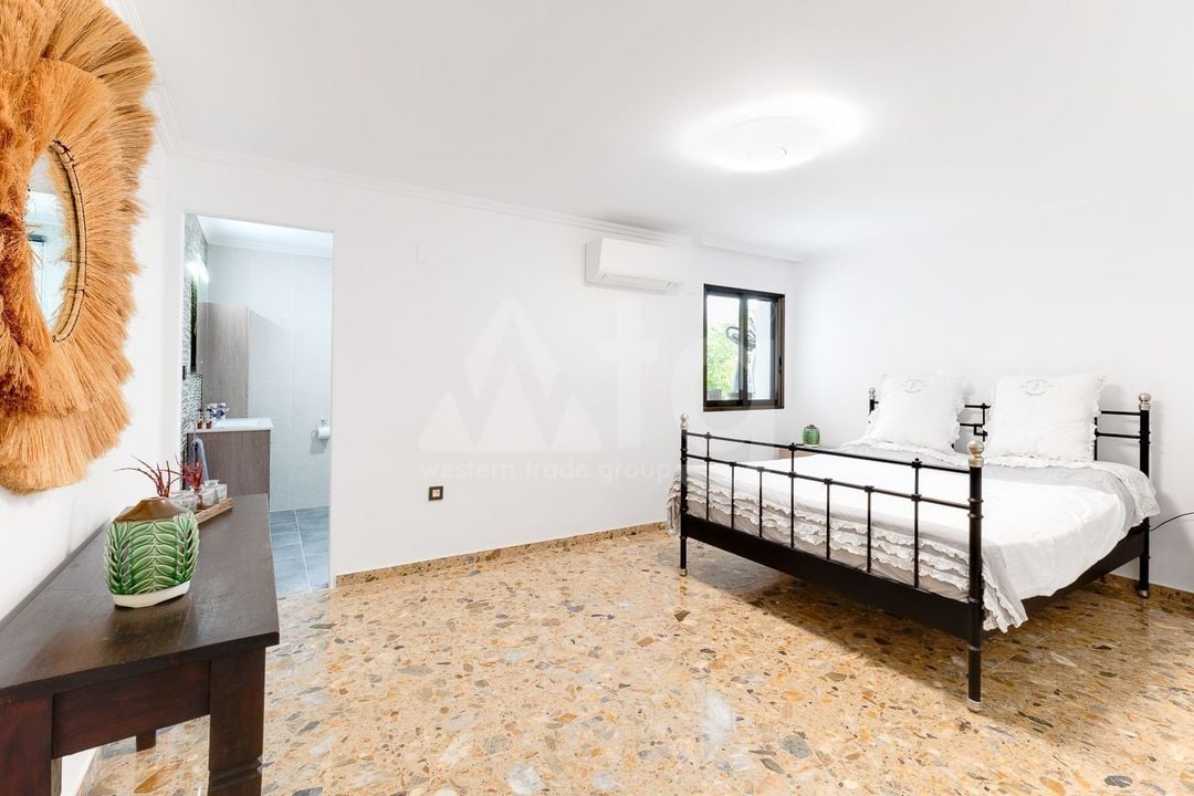 6 bedroom Villa in Alfaz del Pi - HMC97243 - Photo - 16