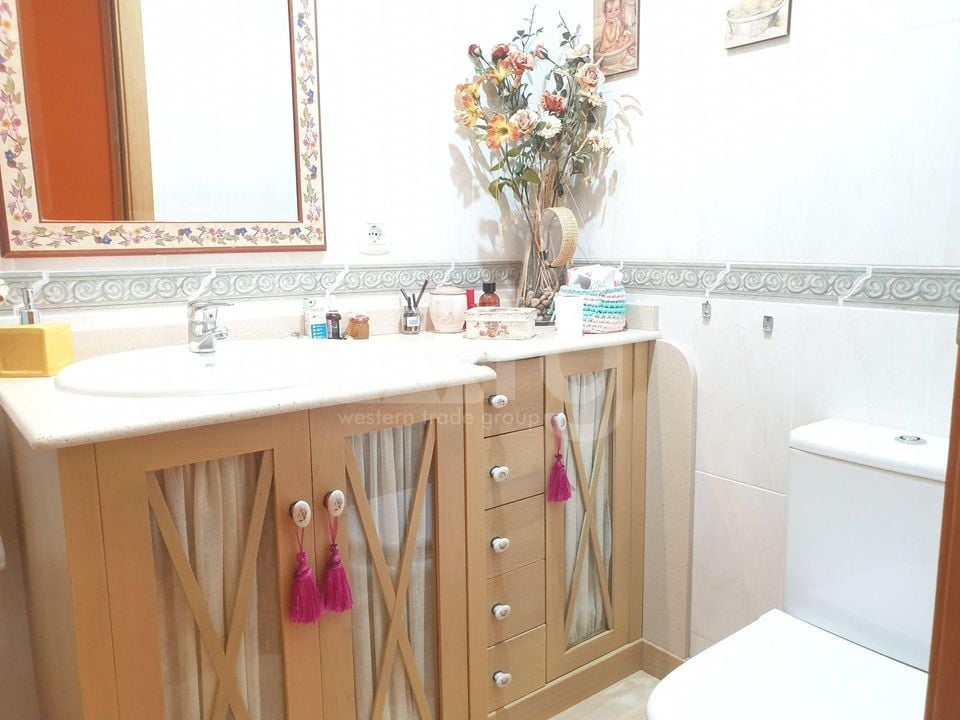 Appartement de 3 chambres à Benidorm - HMC97248 - Photo - 17