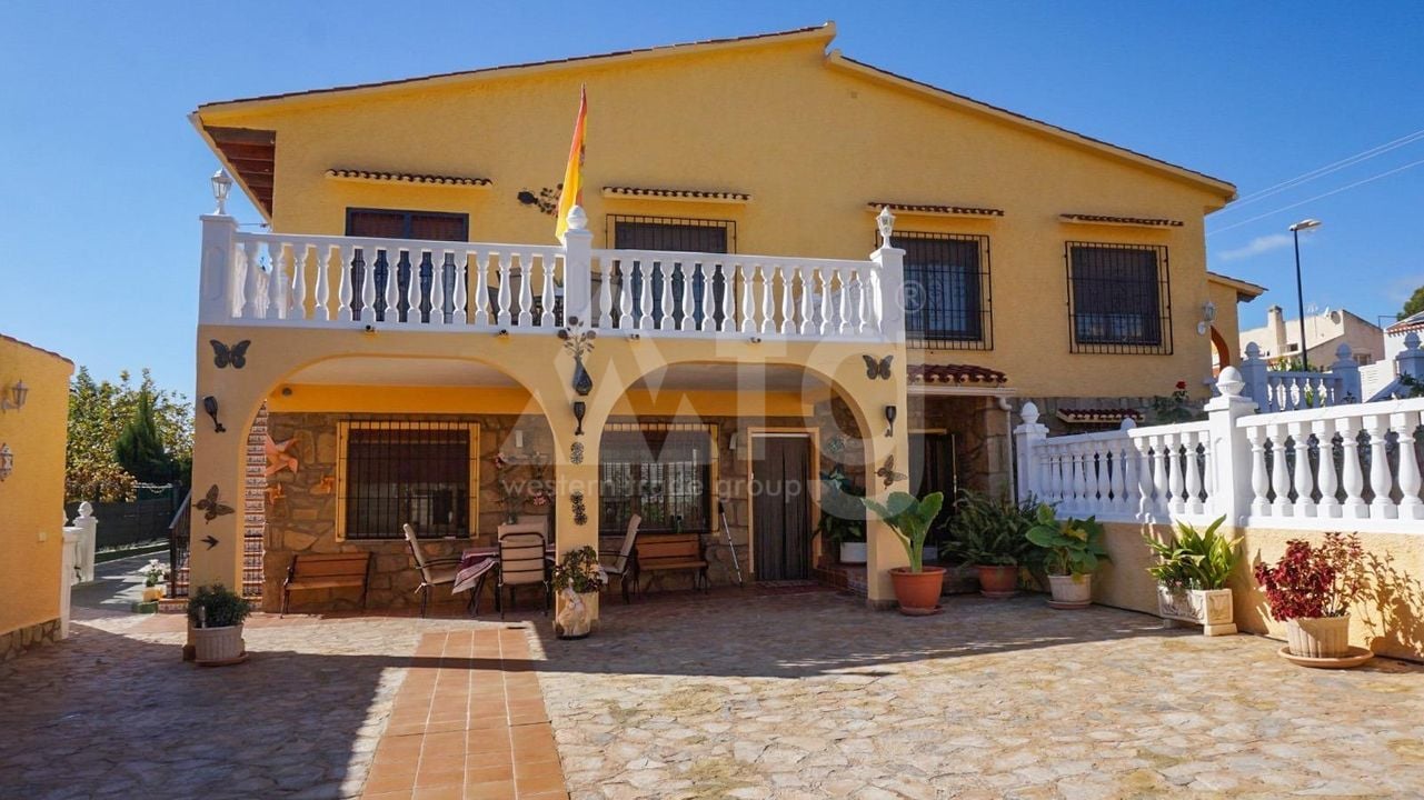 5 bedroom Villa in La Nucia - HMC97258 - Photo - 47