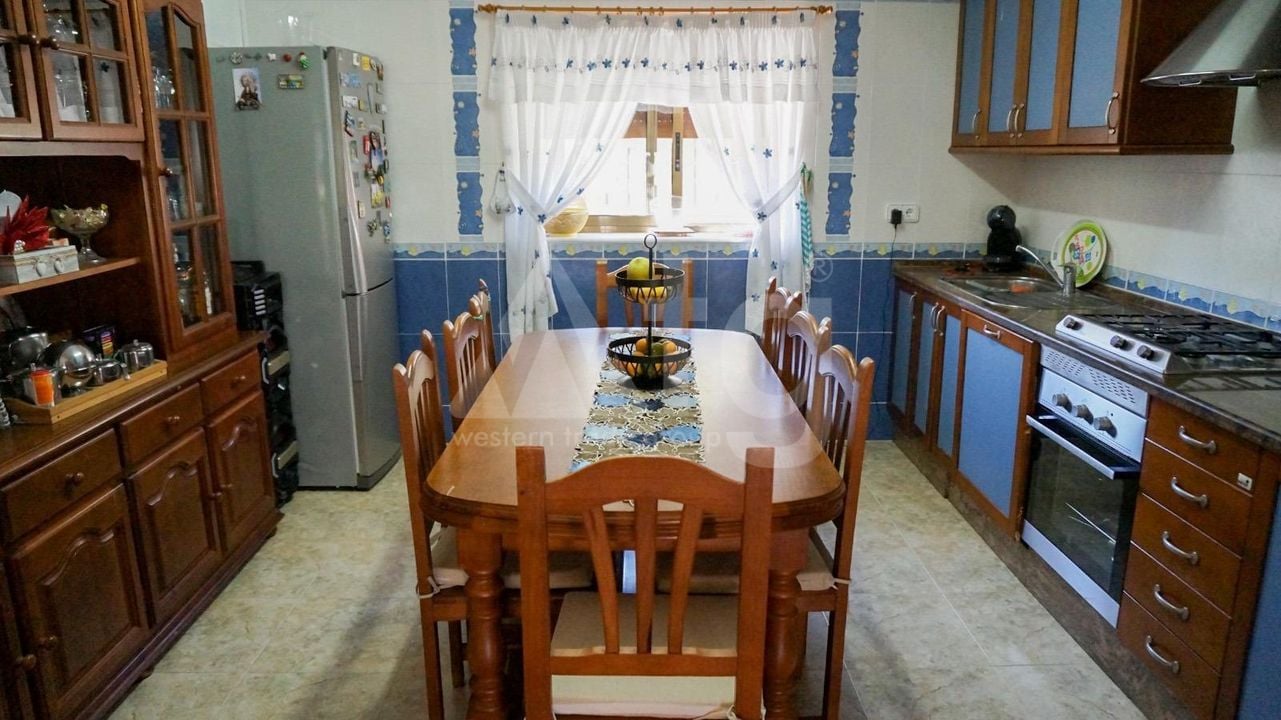 5 bedroom Villa in La Nucia - HMC97258 - Photo - 8