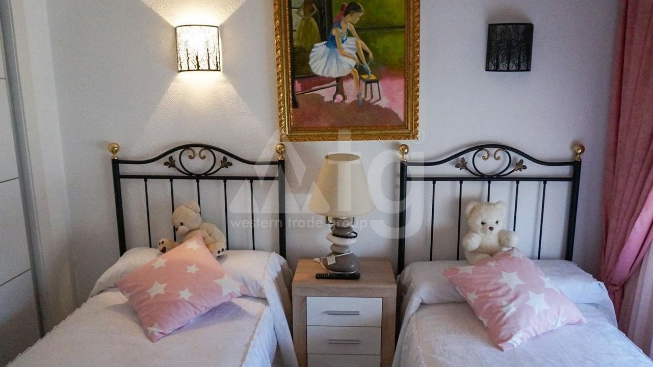 5 bedroom Villa in La Nucia - HMC97258 - Photo - 20