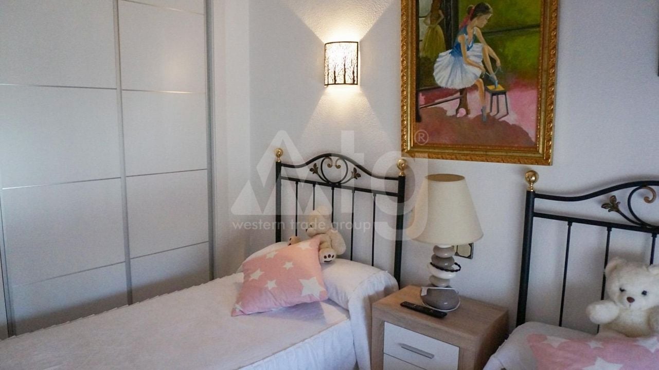 5 bedroom Villa in La Nucia - HMC97258 - Photo - 21