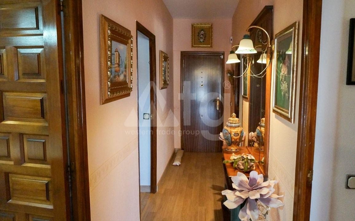 5 bedroom Villa in La Nucia - HMC97258 - Photo - 31