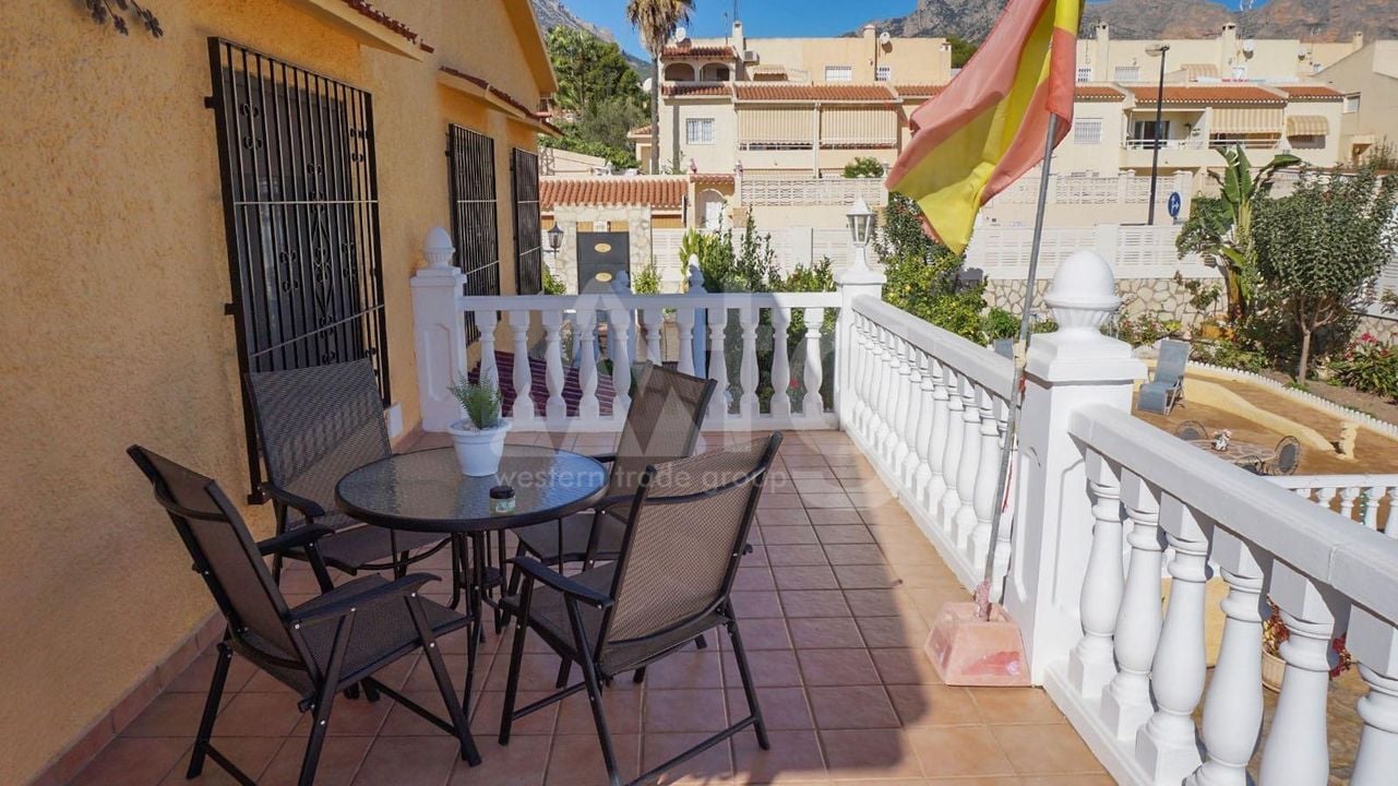 5 bedroom Villa in La Nucia - HMC97258 - Photo - 32