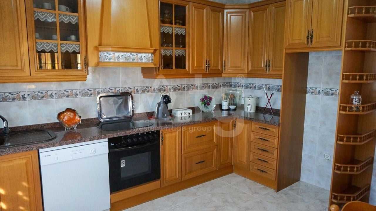 5 bedroom Villa in La Nucia - HMC97258 - Photo - 9