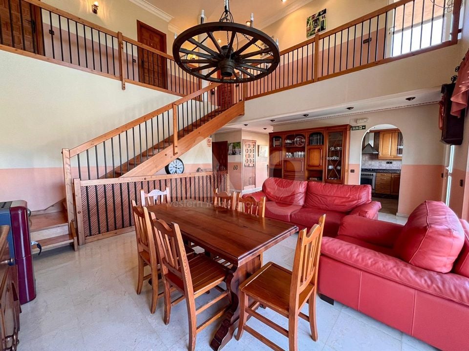 4 Schlafzimmer Villa in Callosa de Ensarriá - HMC97273 - Foto - 6