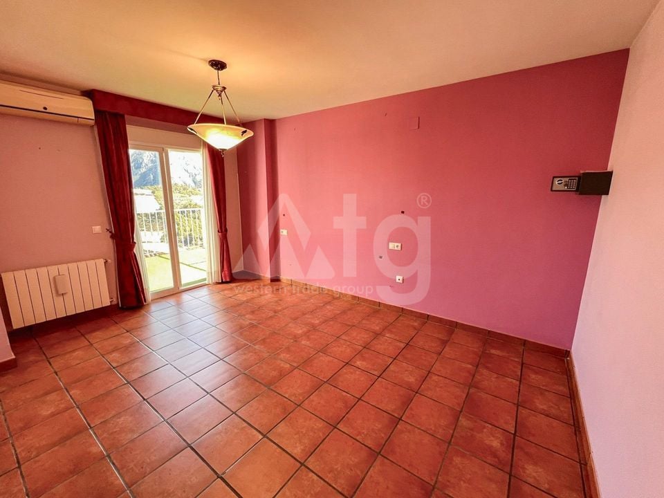 4 Schlafzimmer Villa in Callosa de Ensarriá - HMC97274 - Foto - 13