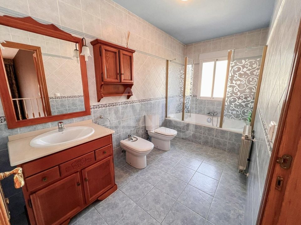 4 Schlafzimmer Villa in Callosa de Ensarriá - HMC97274 - Foto - 19