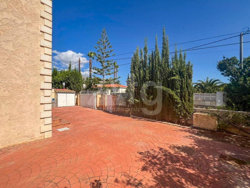 4 bedroom Villa in La Nucia - HMC97291 - Photo - 32