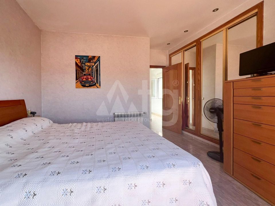 4 bedroom Villa in La Nucia - HMC97291 - Photo - 18