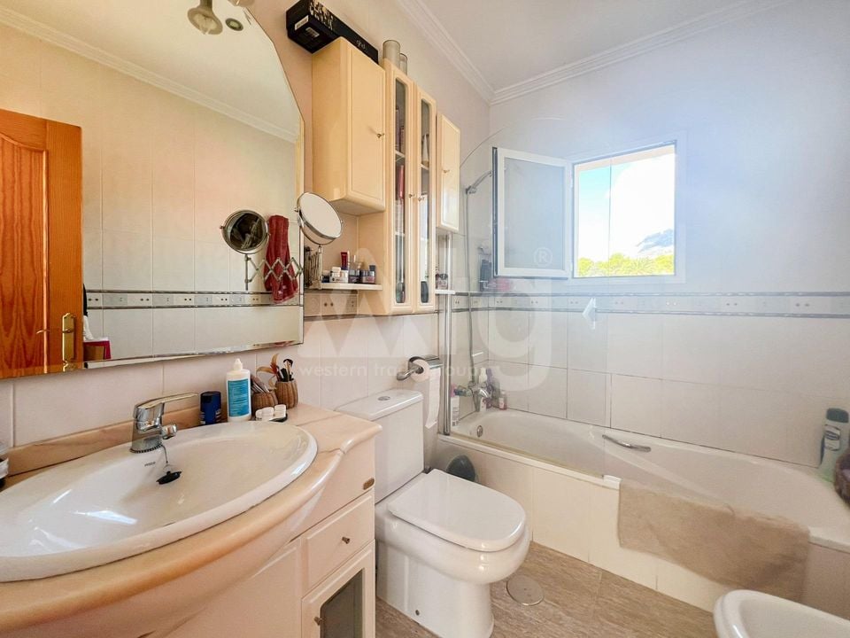 4 bedroom Villa in La Nucia - HMC97291 - Photo - 22