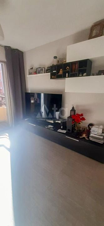 3 bedroom Apartment in Benidorm - HMC97301 - Photo - 3