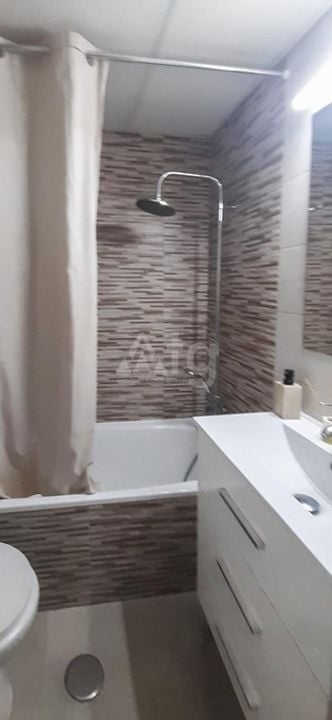 3 bedroom Apartment in Benidorm - HMC97301 - Photo - 8