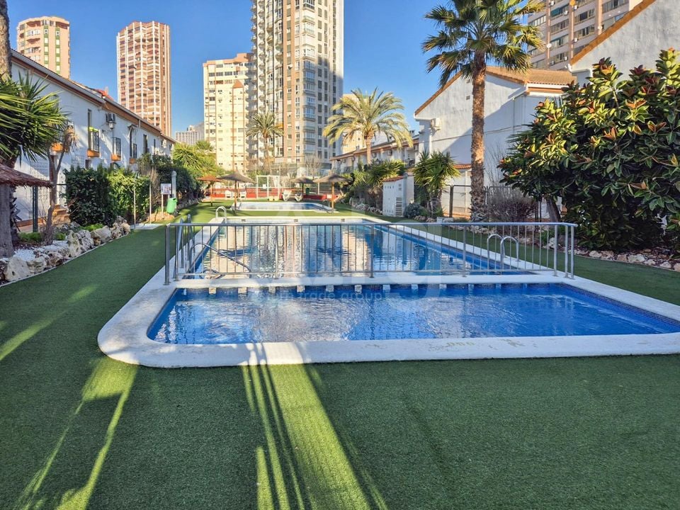 Townhouse de 2 chambres à Benidorm - HMC97312 - Photo - 1
